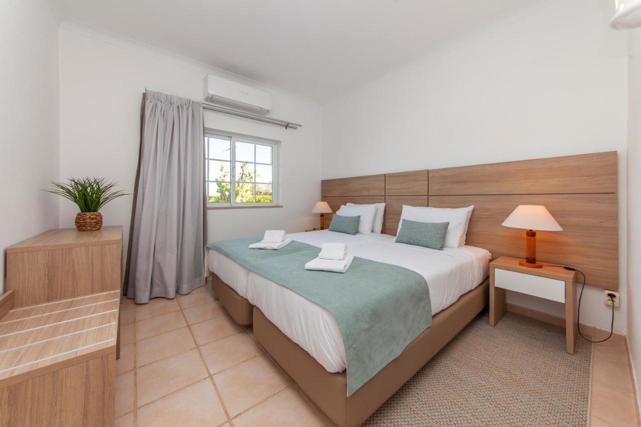 Atalaia Sol Aparthotel - Tennis & Heated Pool In Winter Lagos Exterior photo