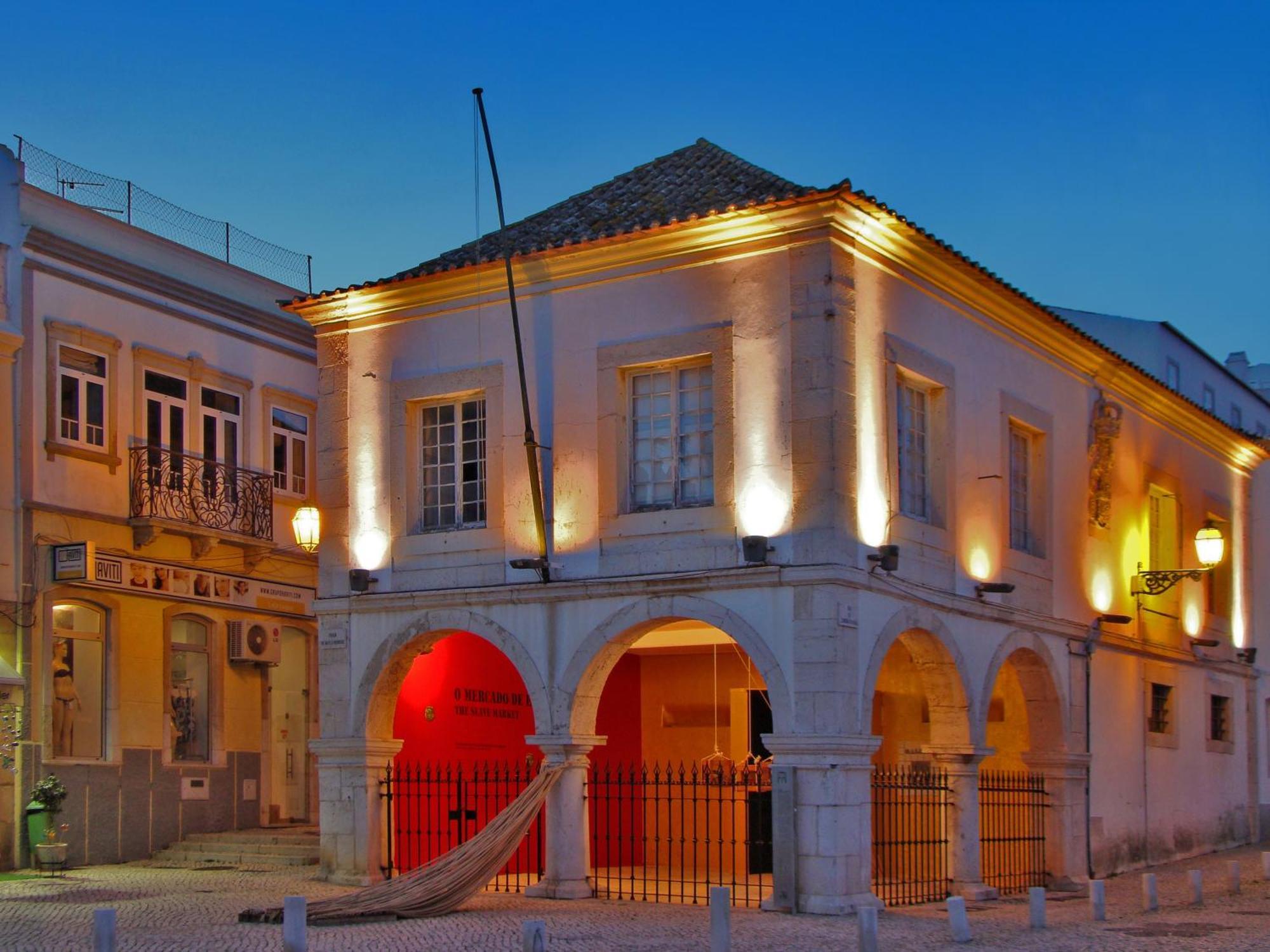 Atalaia Sol Aparthotel - Tennis & Heated Pool In Winter Lagos Exterior photo